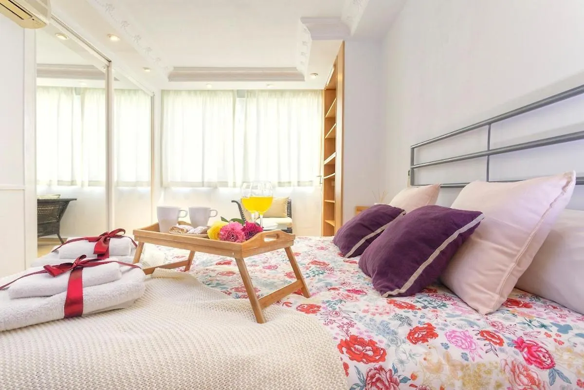 -Malagasunapts- West Beach Malaga Seafood & Relax 0*,