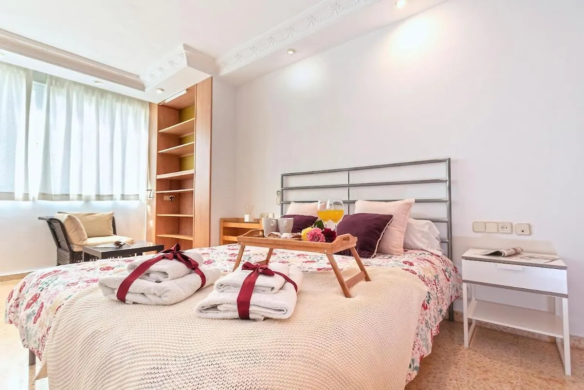 Apartment -Malagasunapts- West Beach Malaga Seafood & Relax